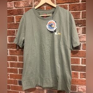 ⭐️ SOLD⭐️NWT Quiksilver Men's SAGE green  Short Sleeve logo Tee